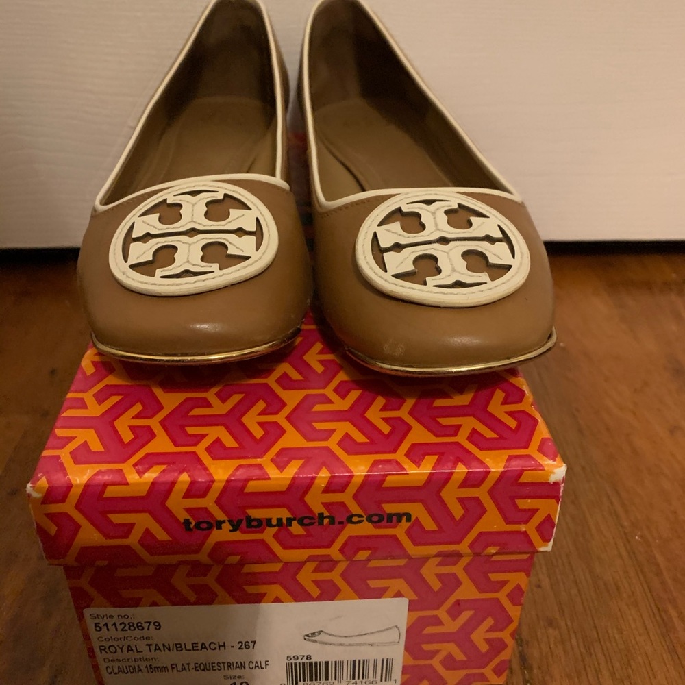 Tory Burch flat